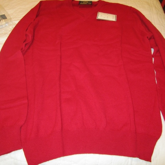 COPY - Unisex Cashmere Red Sweater NWT